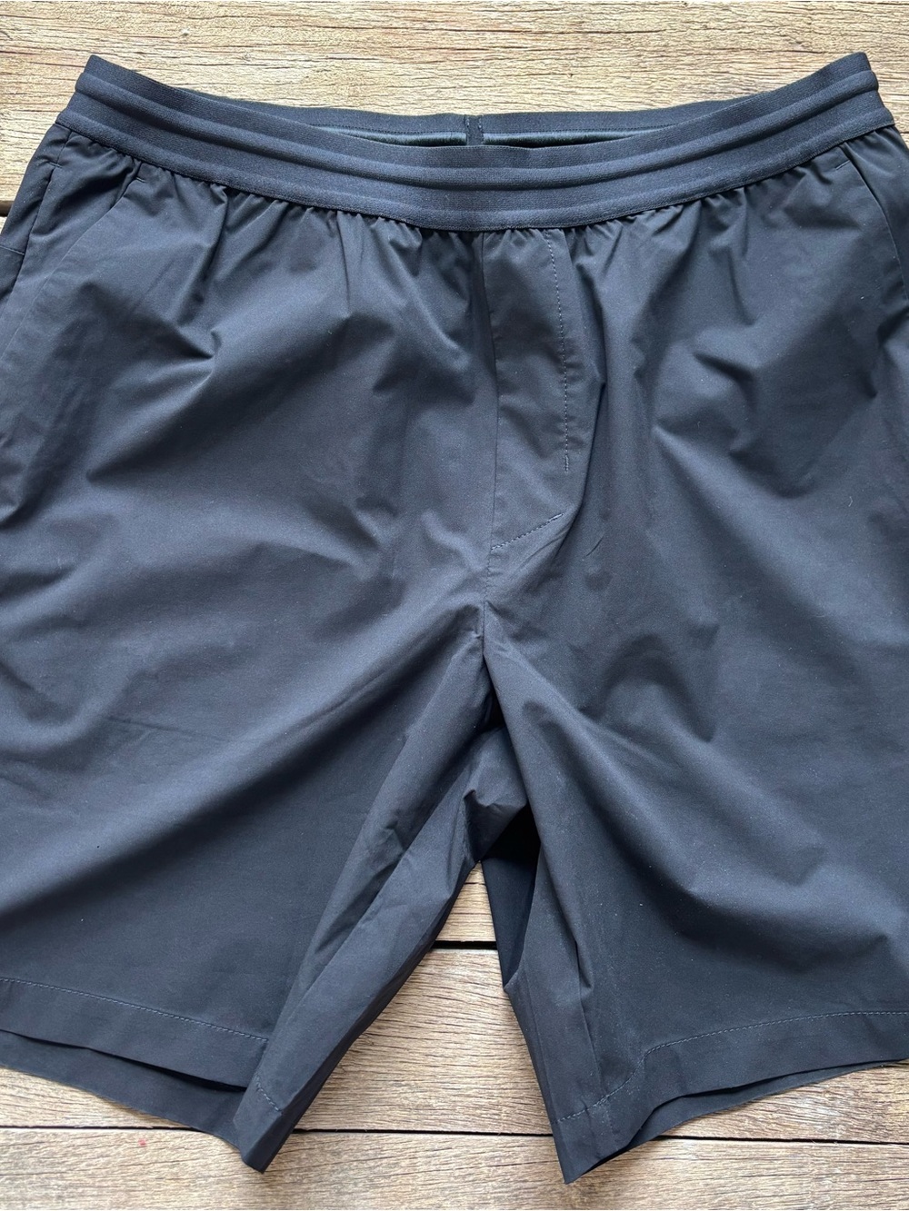 Banana Republic Standard Large Men's Black Athletic Shorts